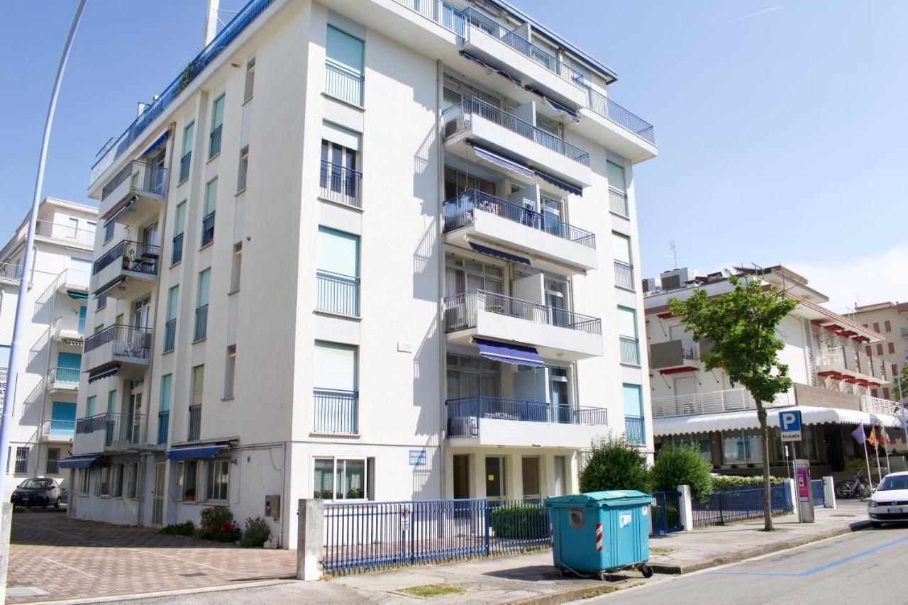 App4Rent Saturno 4 - Family Apartment, Wifi, Parking Lido di Jesolo Exteriér fotografie